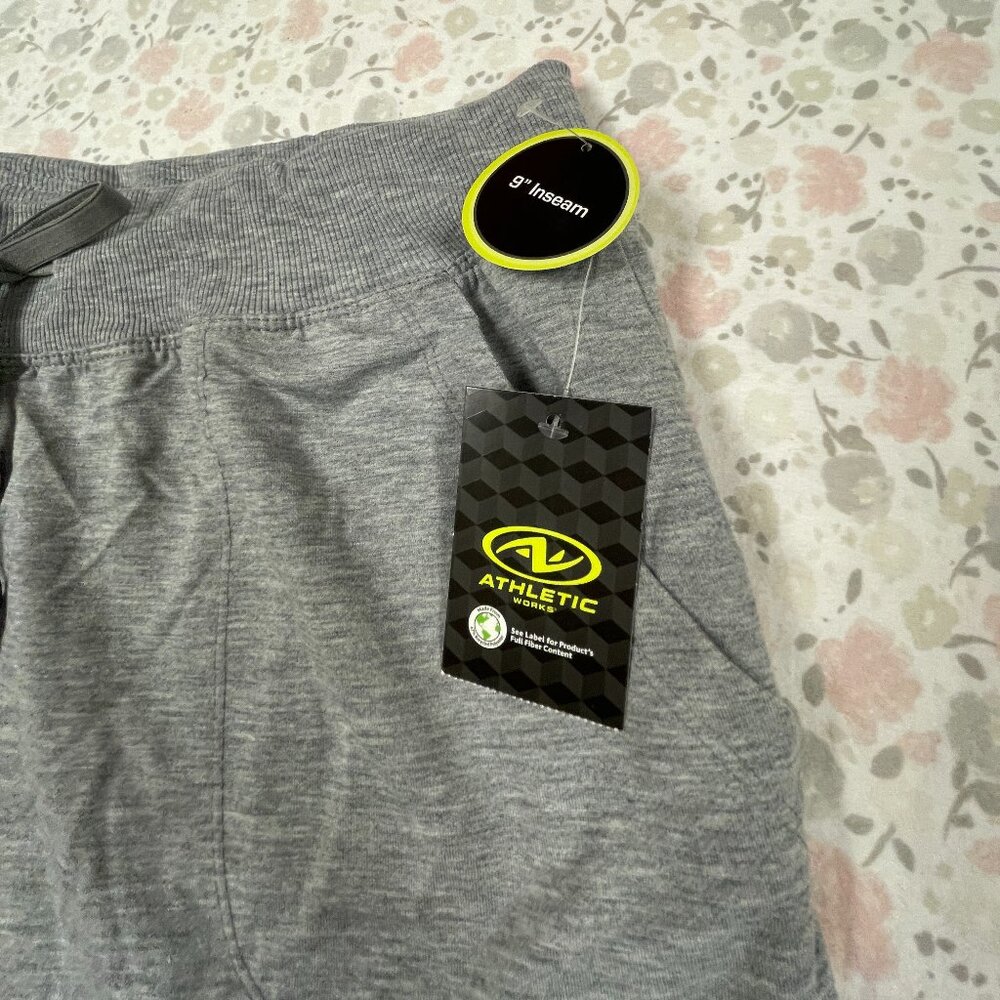 Athletic Works Gray Shorts Women Size 12-14 NWT, 9" inseam - NWT - Picture 4 of 11